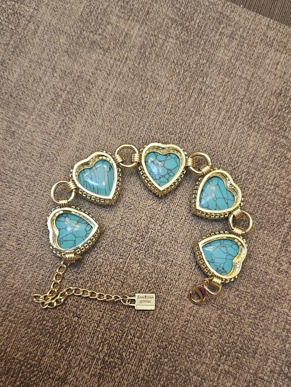 Feed Me Gems Bracelet Texas Turquoise Gold Tone Hearts Link - Picture 3 of 6